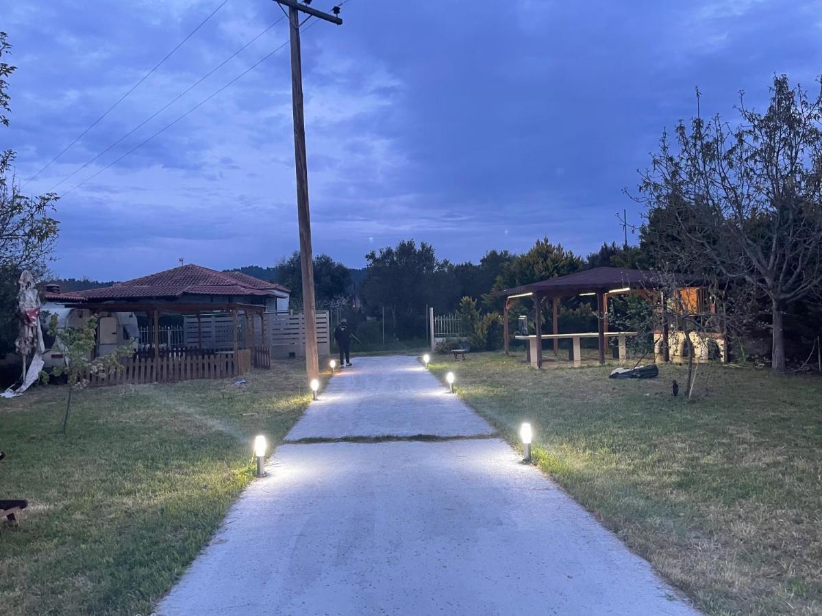 Apartmán Ευχάριστο Εξοχικό Σπίτι Με Barbeque Skála Foúrkas Exteriér fotografie