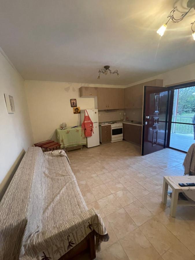 Apartmán Ευχάριστο Εξοχικό Σπίτι Με Barbeque Skála Foúrkas Exteriér fotografie