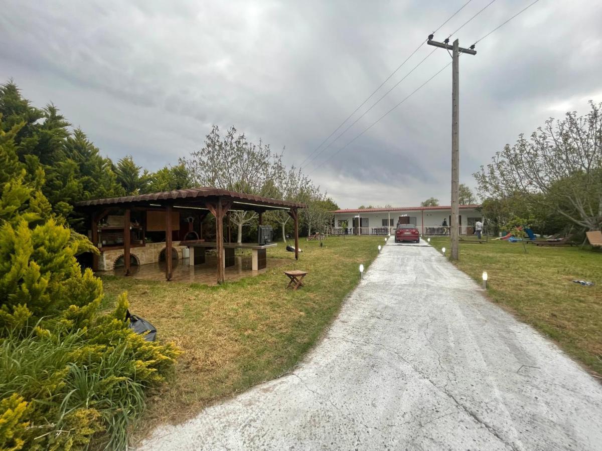 Apartmán Ευχάριστο Εξοχικό Σπίτι Με Barbeque Skála Foúrkas Exteriér fotografie